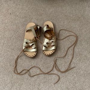 Steve Madden Lace up sandals! Size 6 1/2